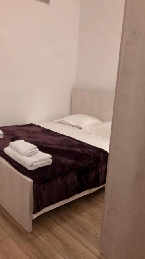 Ionian Apartments Vlorë Екстериор снимка